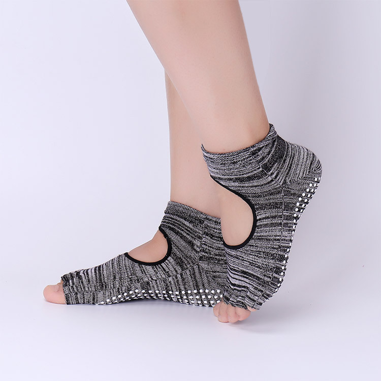 Kaus Kaki Yoga Anti Selip deng - Pilates Yoga Workout ulasan dan harga