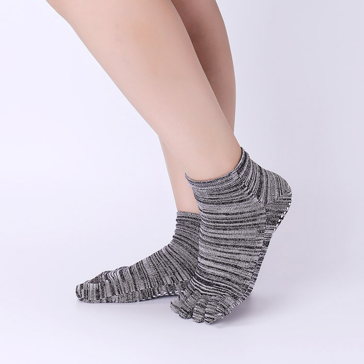 Kaus Kaki Yoga Anti Selip deng - Pilates Yoga Workout ulasan dan harga