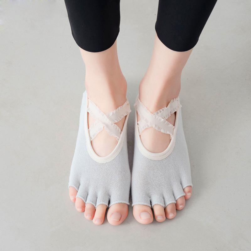 Kaus Kaki Yoga Lima Jari Balut - Pilates Yoga Workout ulasan dan harga